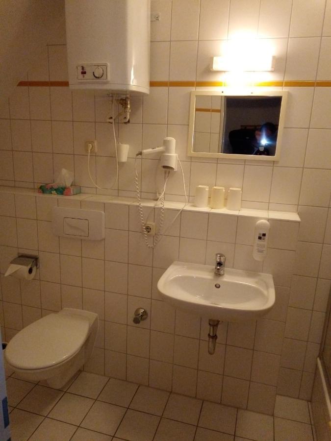 Hotel Ratscafe Ueckeritz ภายนอก รูปภาพ