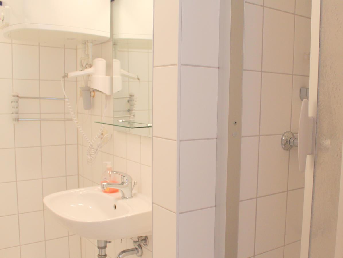 Hotel Ratscafe Ueckeritz ภายนอก รูปภาพ