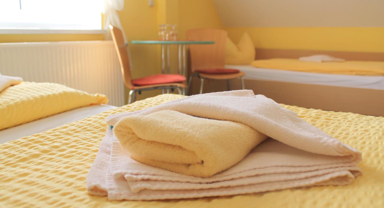 Hotel Ratscafe Ueckeritz ภายนอก รูปภาพ