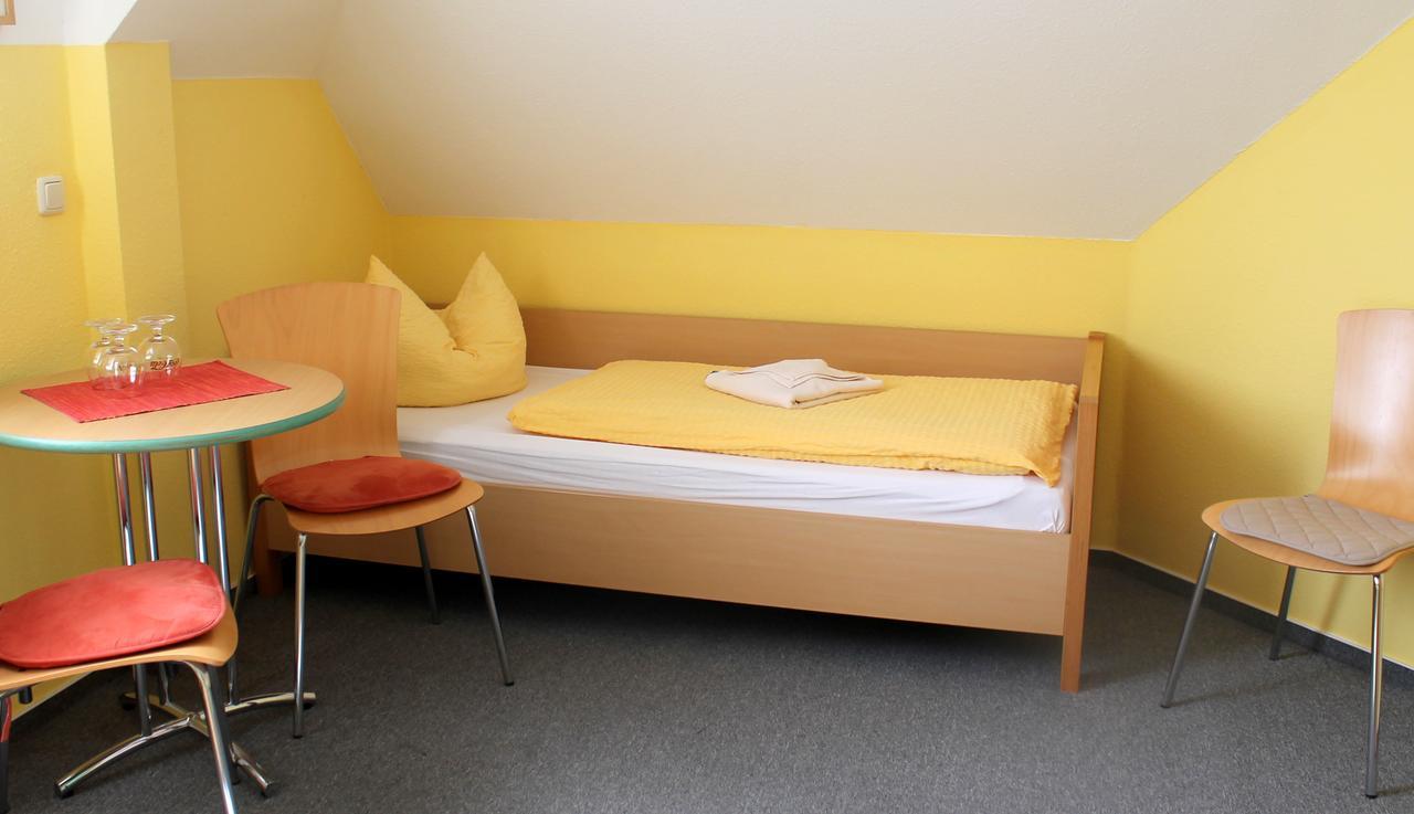 Hotel Ratscafe Ueckeritz ภายนอก รูปภาพ